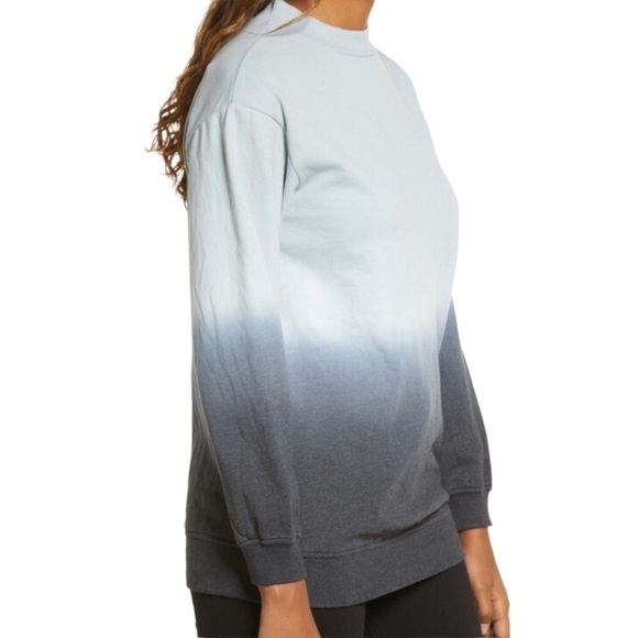 BP Womens Dip Dyed Blue Ombre Crew Neck Sweatshirt Size XS - Picture 2 of 9